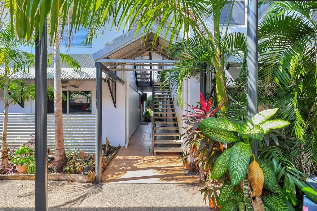 Unfurnished unit within walking distance of the Vibrant Waterfront