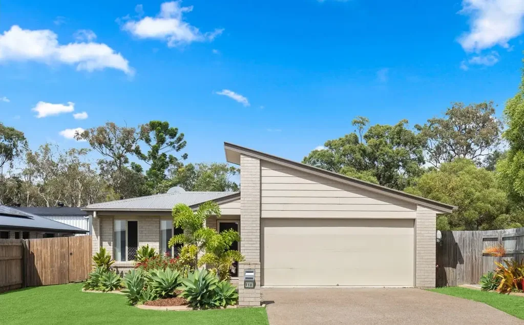 110 Bradman Way, Urangan, QLD 4655