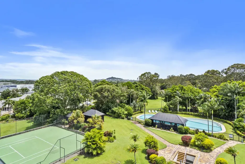 Tweed Heads South 3Kwarto Paradise at Pinehurst - The Epitome of Elegant Living with Unmatched Convenience!