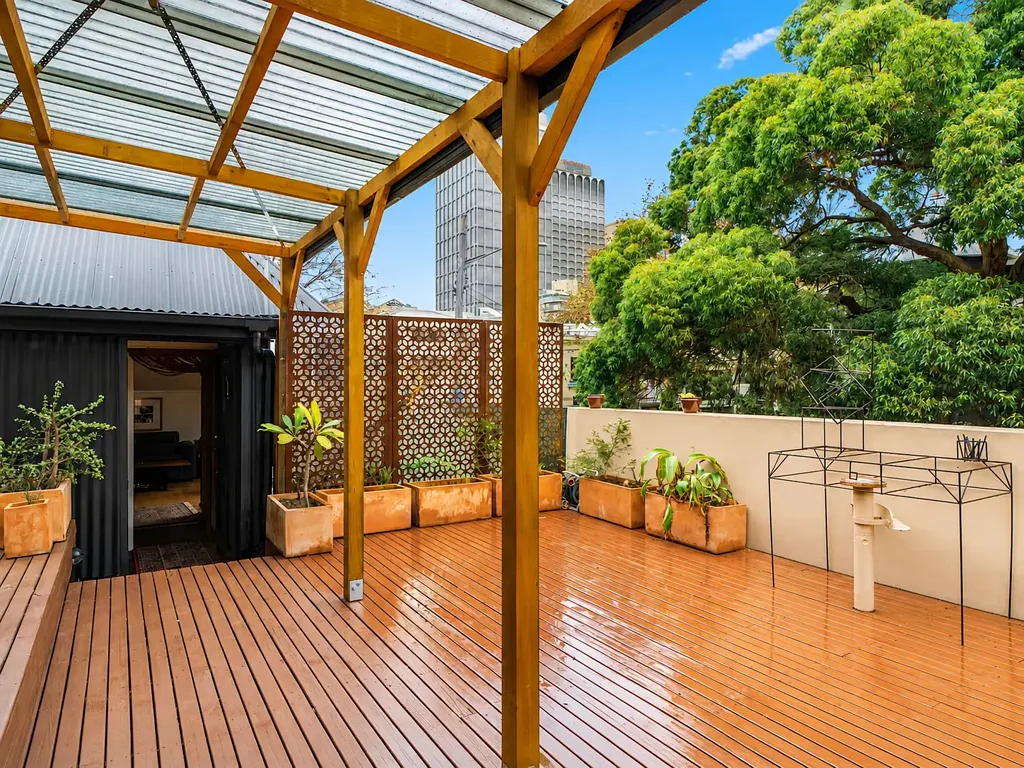 Fully Furnished One-Bedroom Apartment with Expansive Private Terrace