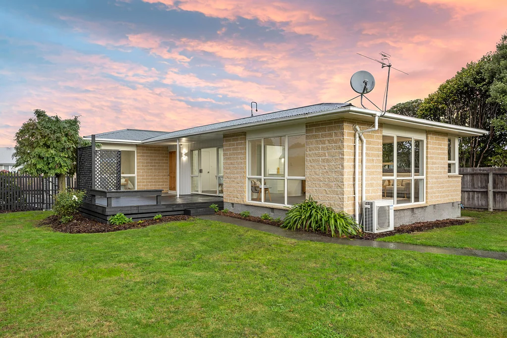 Halswell 3部屋 Refreshed, Double Glazing, Big Yard, Great Parking