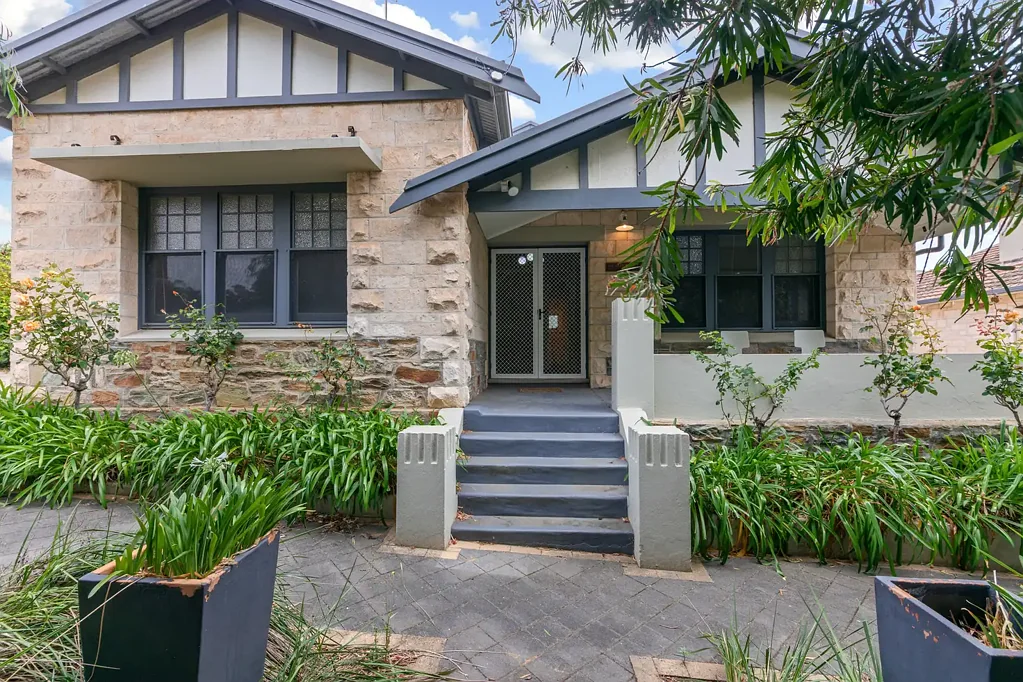 Port Lincoln 2कमरा Classic heritage with modern comforts...