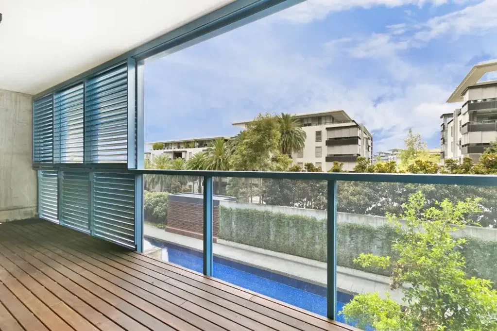 Tranquil Urban Oasis