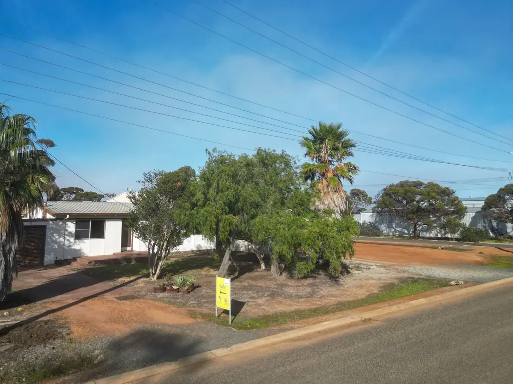 27 Carrie Street, Pingrup, WA 6343