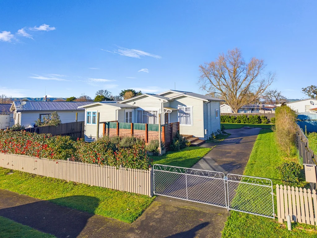 Waipukurau and Surrounds 3 Bedroom Multi-Room Living on Porritt
