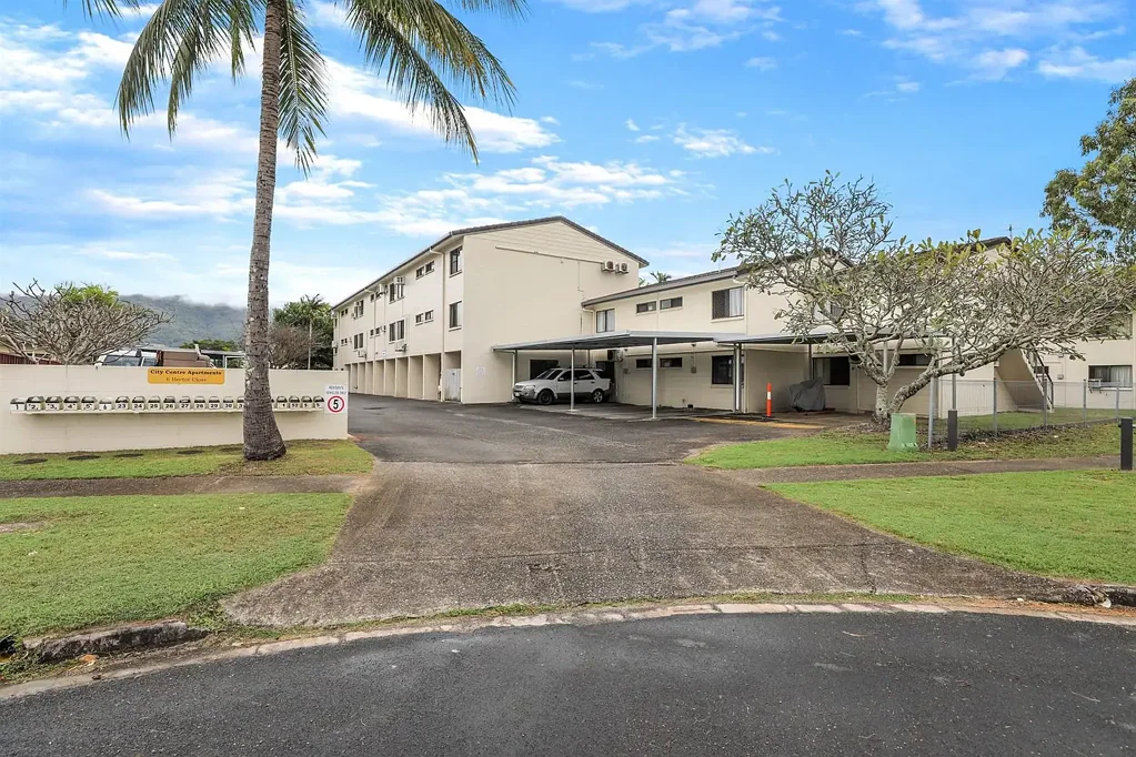 One-Bedroom Unit with Balcony & Carport
