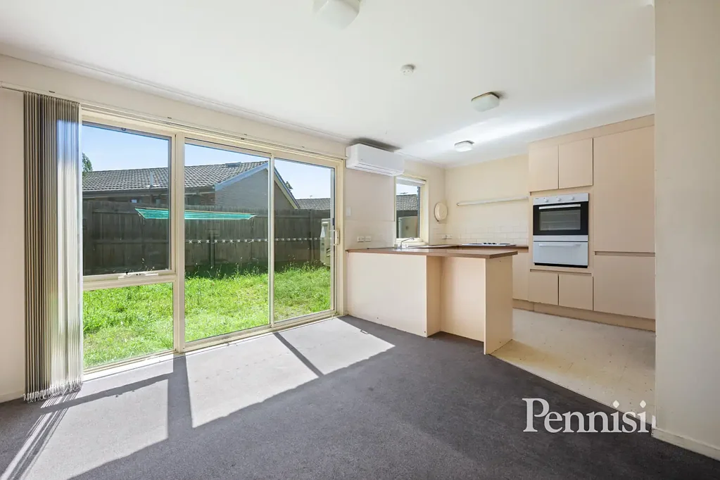 FOR LEASE BY PENNISI