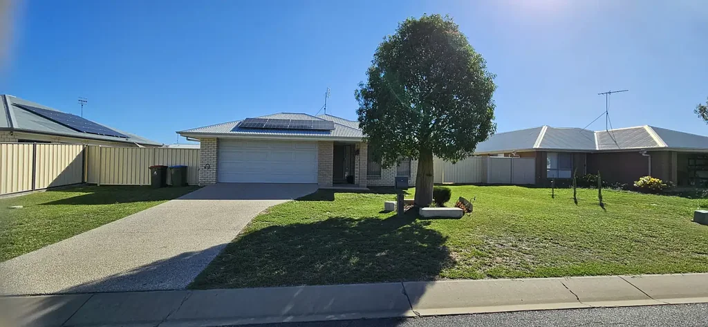 23 Austin Crescent, Moura, QLD 4718