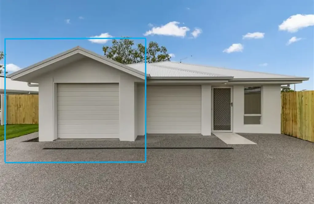Low-Maintenance 2 Bedroom Duplex Close to Shops & Beaches