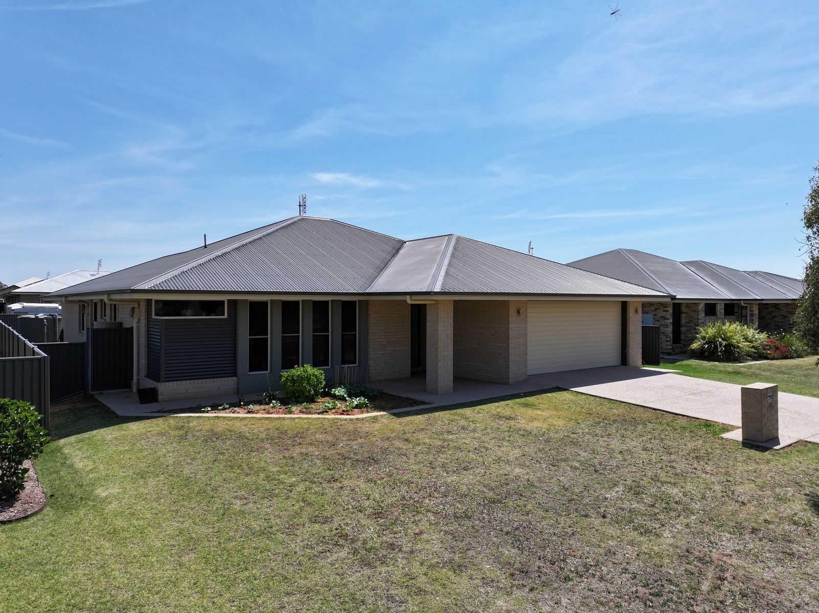 15 CAMERON ST, CHINCHILLA QLD 4413, 0房, 0浴, House