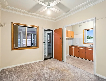 10 Perth Road, Port Kembla, NSW 2505, 2房, 1浴, 独立屋