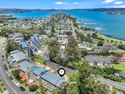 2/92 John Whiteway Drive, Gosford