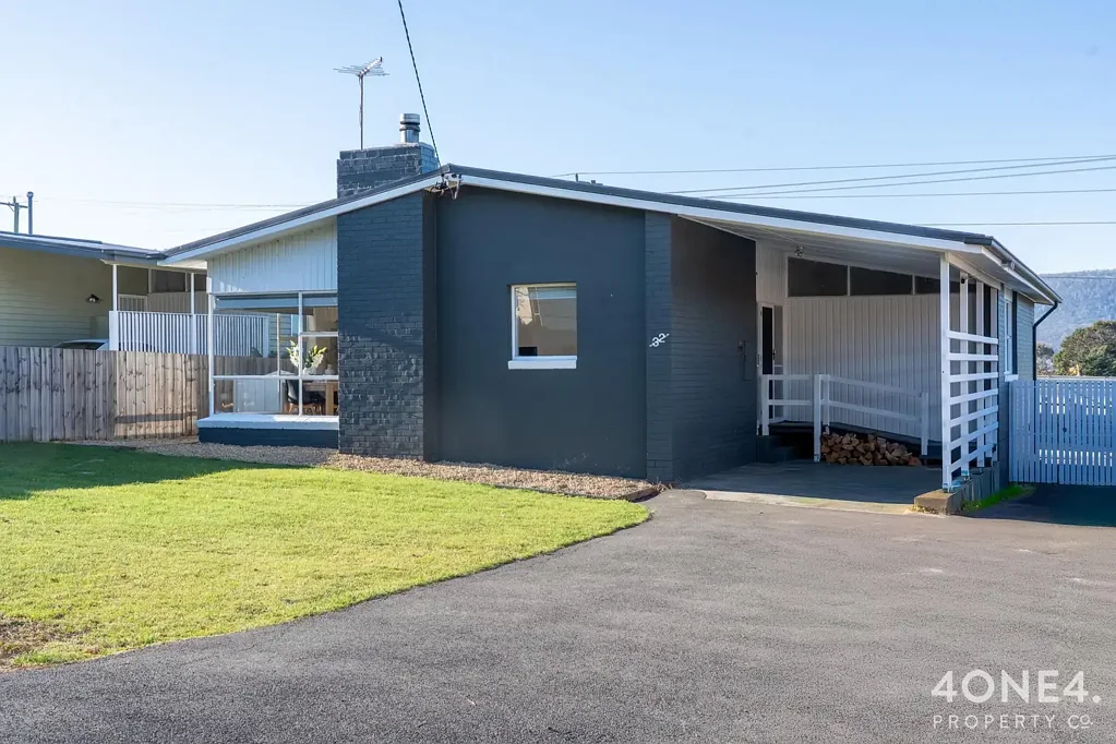 32 Catherine Street, Berriedale, TAS 7011