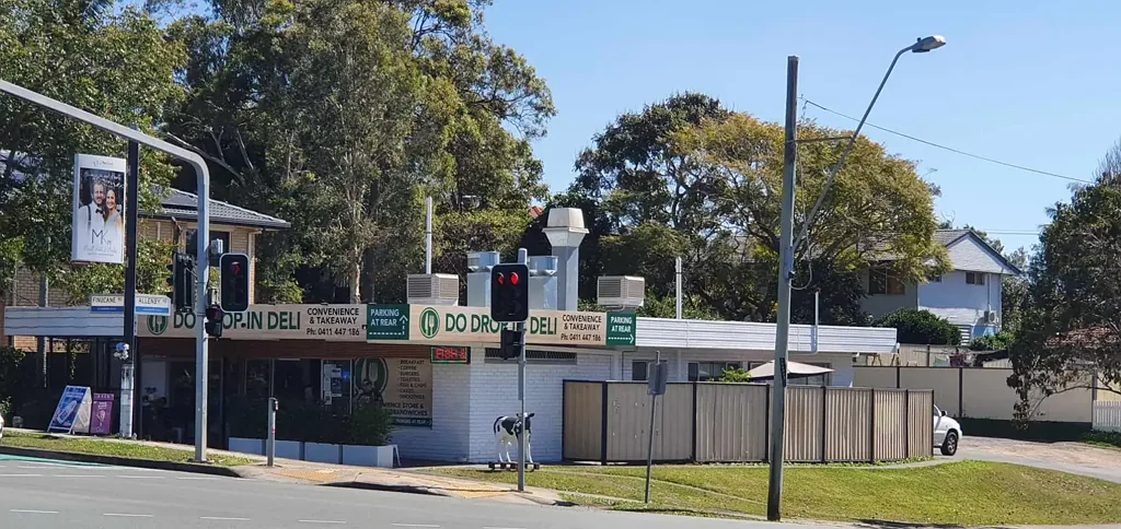 Alexandra Hills 3chambre Ideal Investment - Bayside Shop with Residence