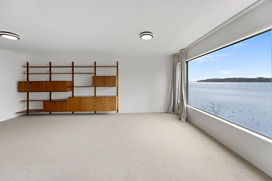 Retrotastic Easy Living and Views