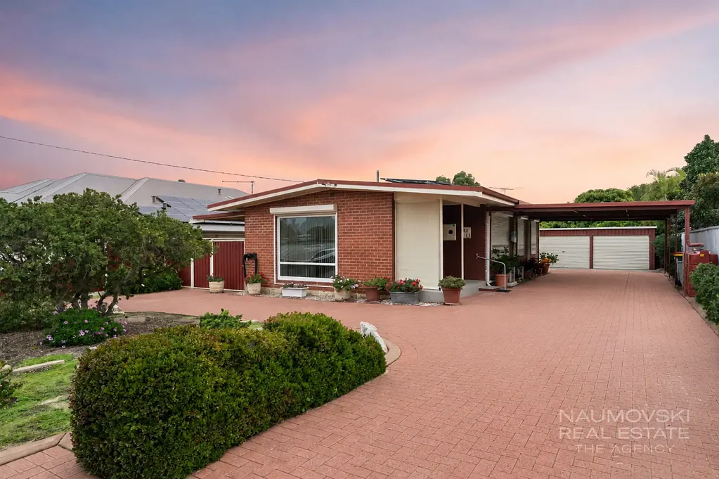 Girrawheen 3房  Big Block. Big Frontage. Big Potential.