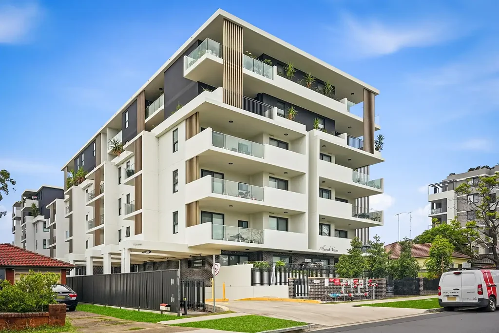 301/8A Allawah Street, Blacktown, NSW 2148