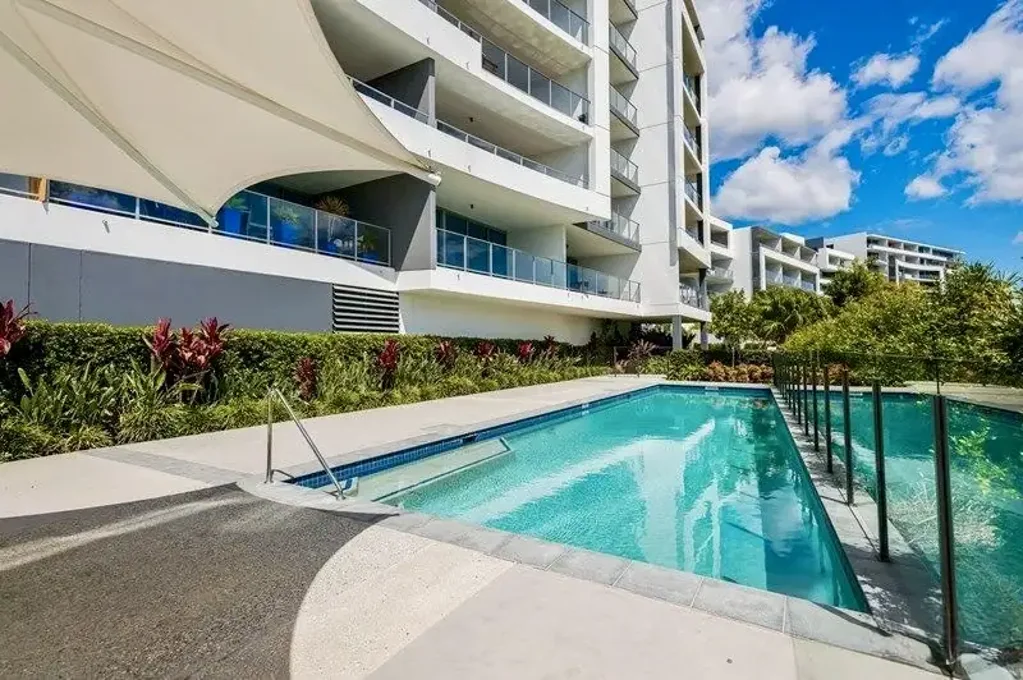 Biggera Waters 2Phòng ngủ " Wow! Lifestyle & Location - Open this Saturday!