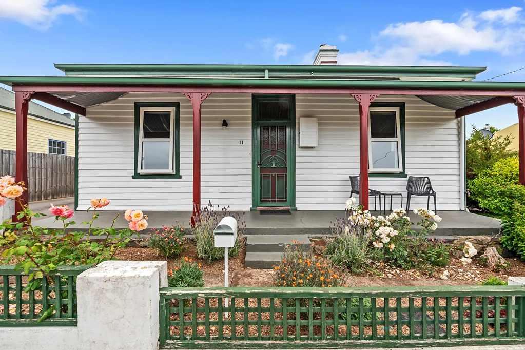 11 Henry Street, Devonport, TAS 7310