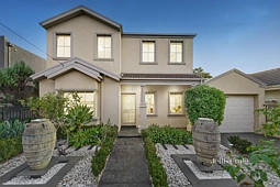 1/38 Deakin Street, Bentleigh East