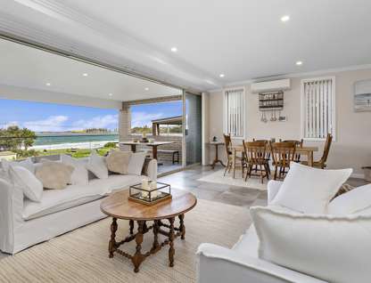 12 Northpoint Place, Bombo, NSW 2533, 4 Bedrooms, 2 Bathrooms, Apartment