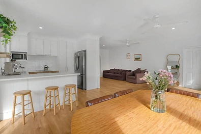 Unit 1/15 Menzies Drive, Pacific Paradise, QLD 4564, 2房, 1浴, House
