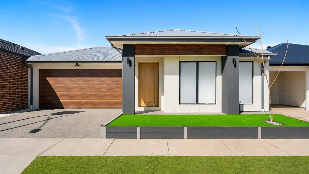 Stylish Brand-New Family Home for Rent in Bonnie Brook