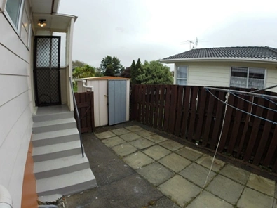 MANUREWA 2 Bedroom Unit