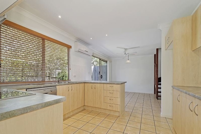 2A BEITZ ST, STRATHPINE QLD 4500, 0房, 0浴, Townhouse