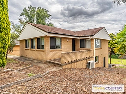8 Nyssa Street, Armidale