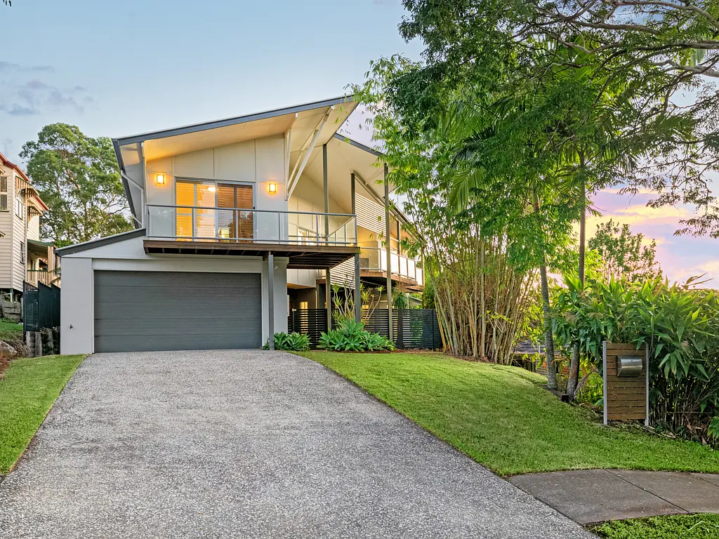 Sinnamon Park 5कमरा Contemporary Family Living with Breathtaking Views