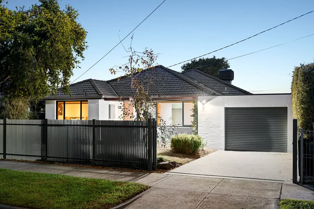 49 Simmons Drive, Seaholme, VIC 3018