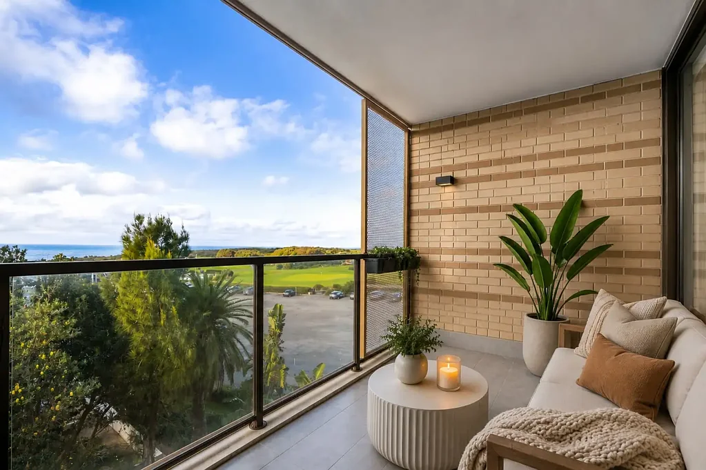 Little Bay 1Moenga Elevated Coastal Apartment with Parkland and Ocean Views