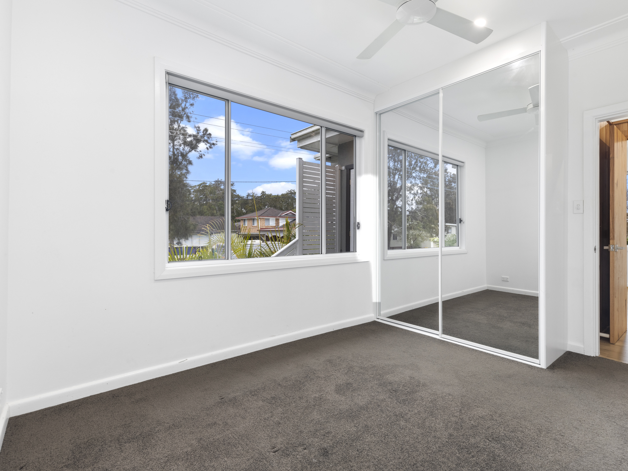 4 LUCINDA AV, KILLARNEY VALE NSW 2261, 0 phòng ngủ, 0 phòng tắm, Unit