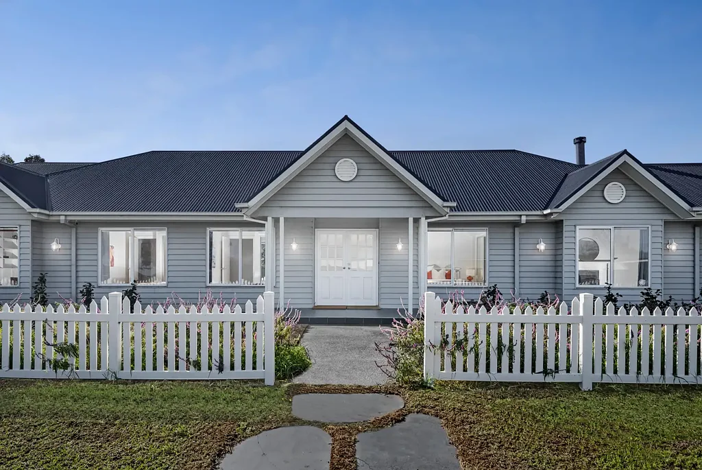 84 The Skyline, Sunbury, VIC 3429