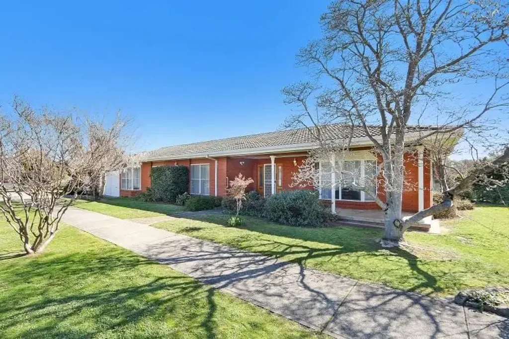 Wodonga 3ਬੈੱਡਰੂਮ Solid Family Home or Investment – Sans Souci Drive, Wodonga