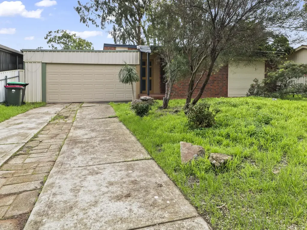 Room for It All on Hawker Crescent