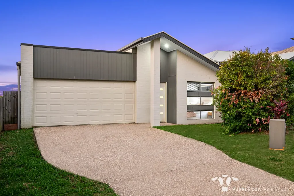 12 Bullock Street, Spring Mountain, QLD 4300