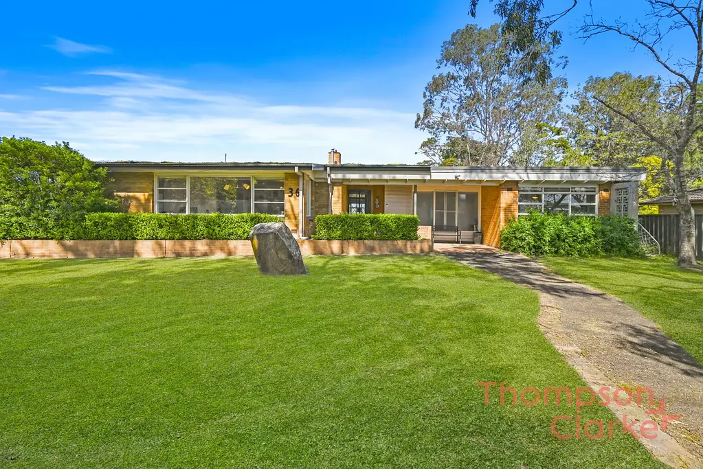 Bolwarra 4ਬੈੱਡਰੂਮ Unique Mid-Century Modern Family Living with Pool, Space & Entertaining Appeal