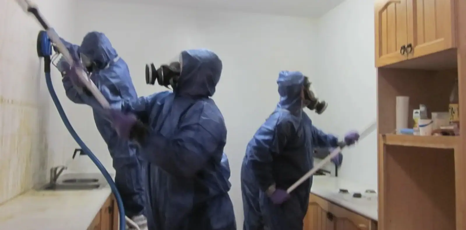 $2000万清理公屋冰毒！纳税人买单，肇事人无需担责赔款，不留任何记录
