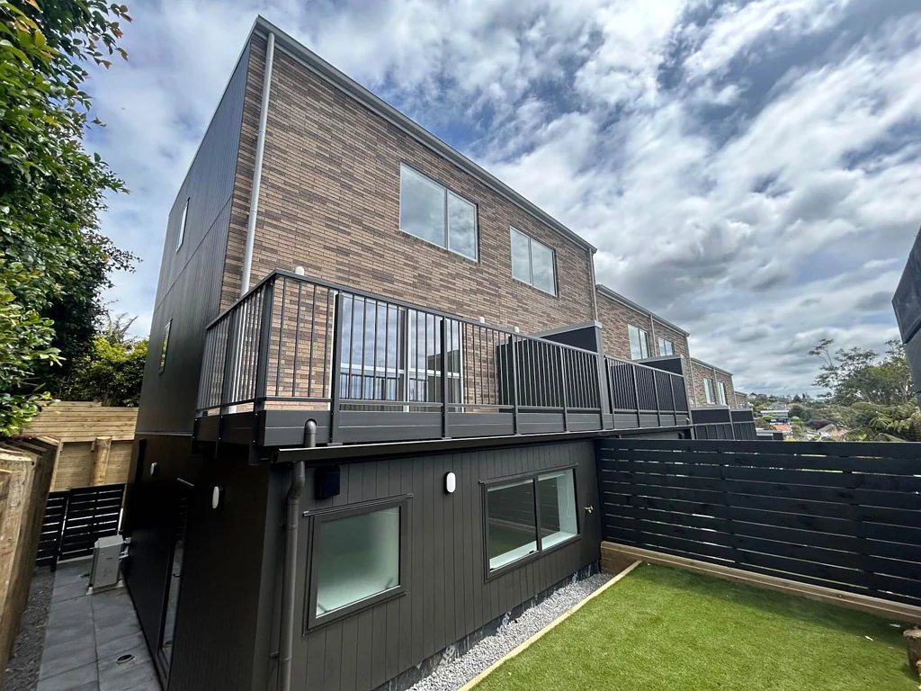 Modern, Elegant and Private