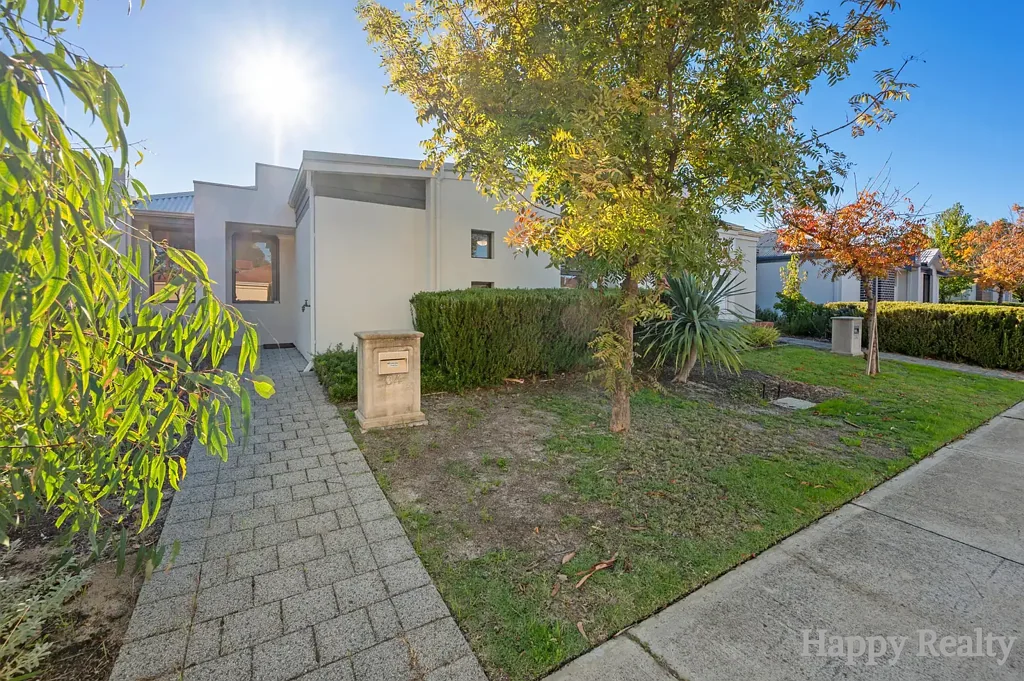 Canning Vale 3房  Comfortable, Low-Maintenance Living in a Practical & Well-Designed Home