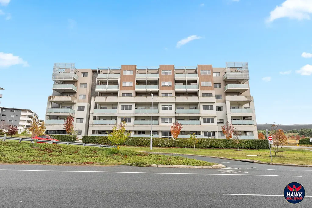Modern Two-Bedroom Apartment Ready for Immediate Occupancy