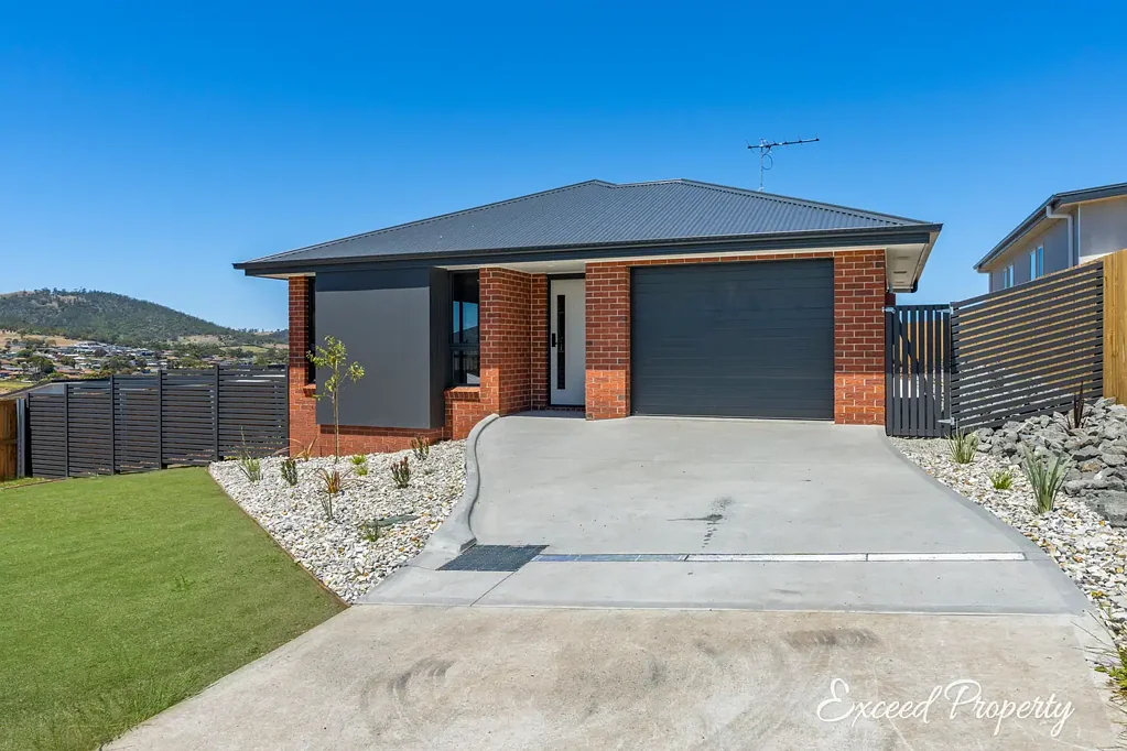 8 Kotona Street, Rokeby, TAS 7019