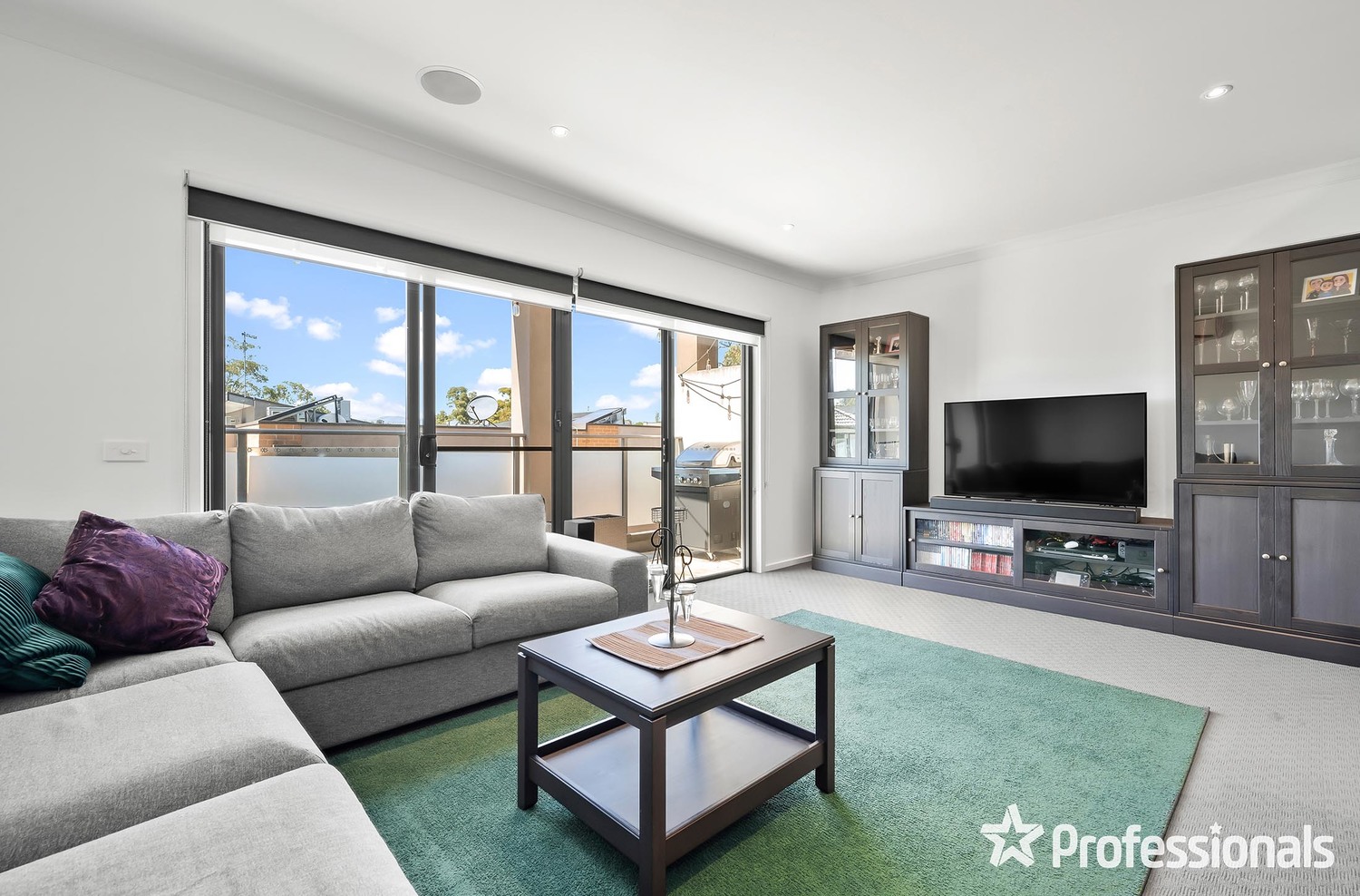 5 NICKY CL, MOOROOLBARK VIC 3138, 0房, 0浴, Townhouse