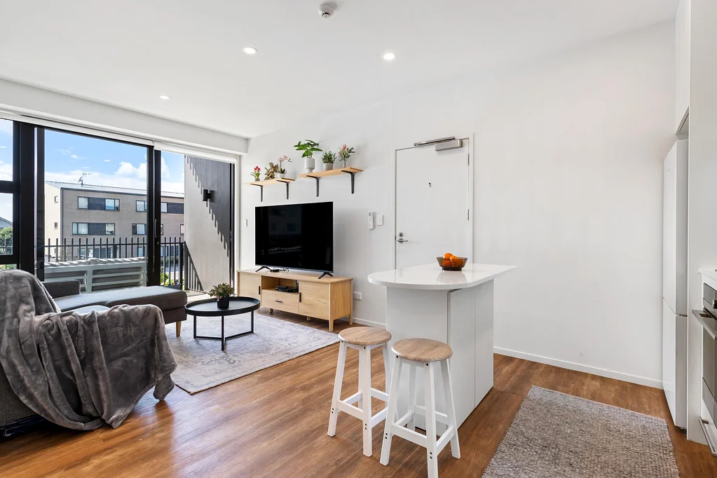 Northcote 2कमरा Priced to Sell - Lock Up & Leave Modern Living