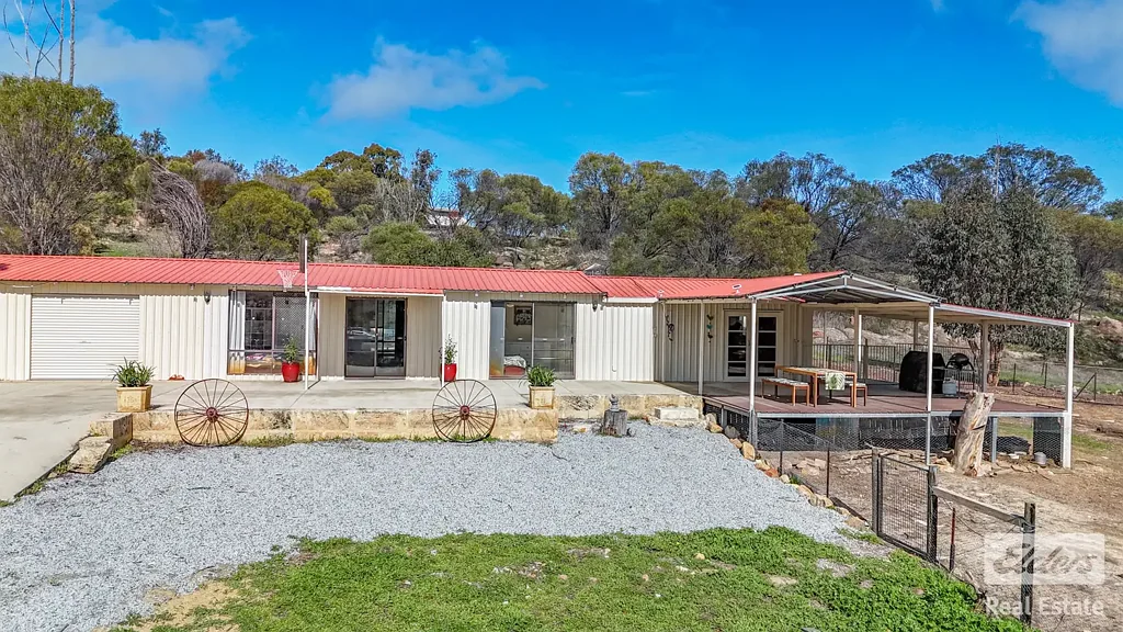 Mokine 3房  Peaceful 16.65 Acre Lifestyle Property – Perfect for Horses, Stock & Country Living