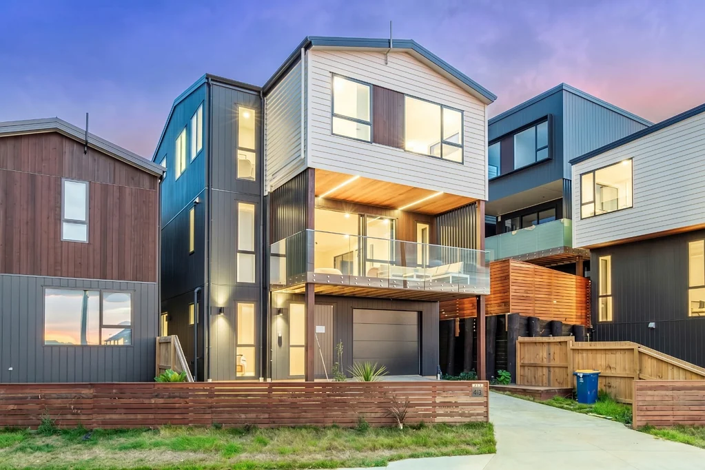 Modern & Spacious in Forrest Hill – Double Westlake Zone!