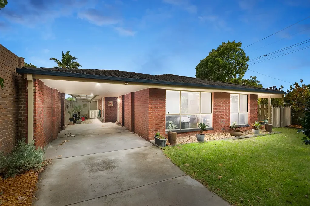 56 Flinders Avenue, Rosebud, VIC 3939