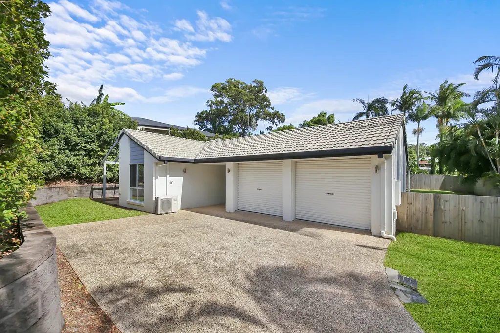 8 Snapper Street, Little Mountain, QLD 4551